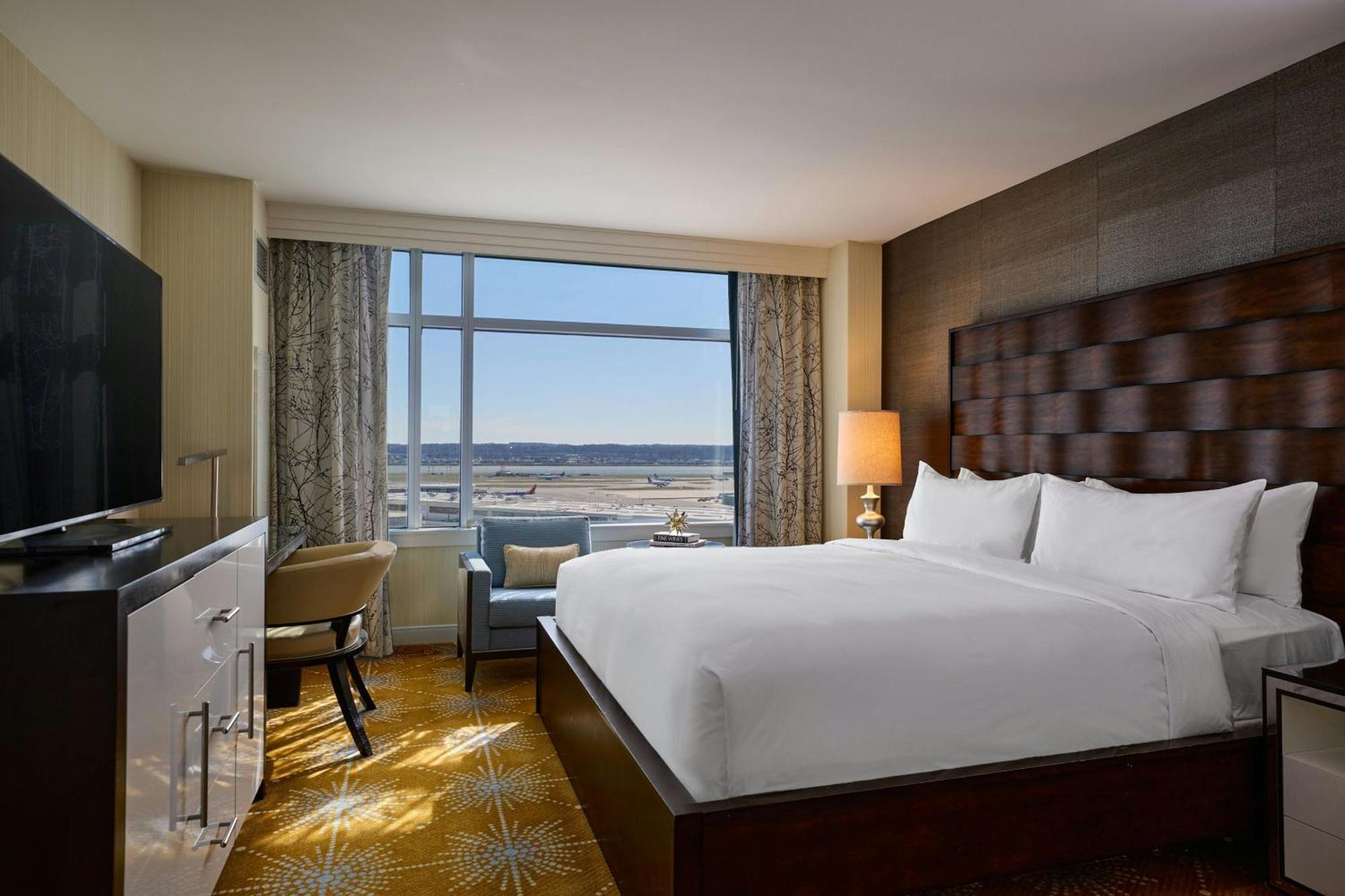 Renaissance Arlington Capital View Hotel Eksteriør bilde